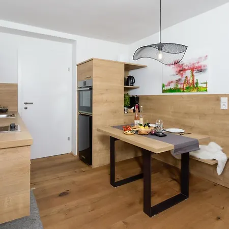 Macho * Ίνσμπρουκ